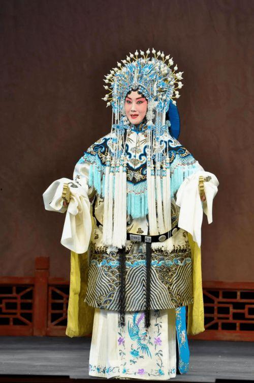 京剧成人服装全套视频,传统艺术之美一窥究竟